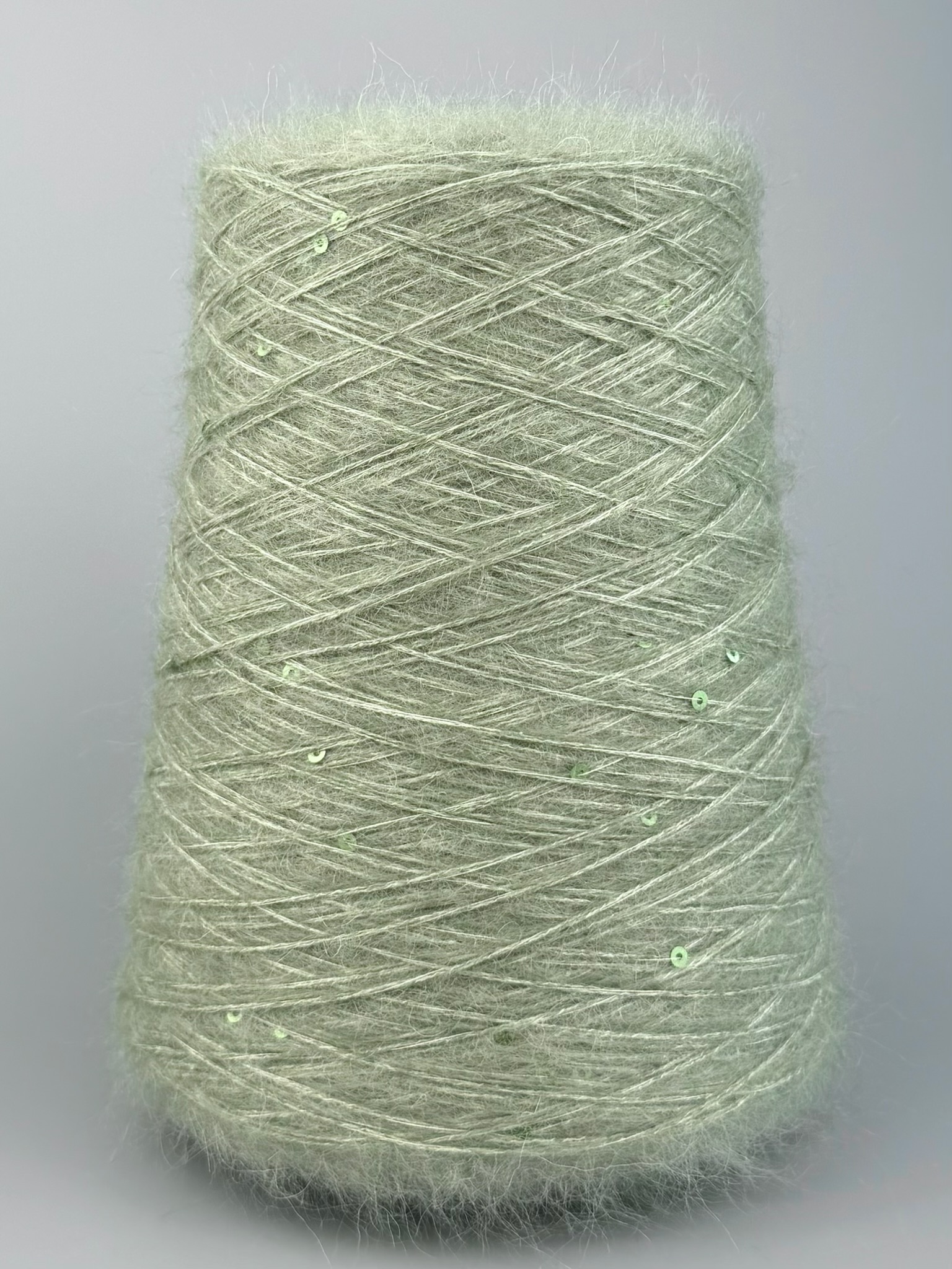 Royal Shine – Fil en kid mohair et soie avec paillettes col. Vert sauge 430 m / 100 g | Sélection Zimpfer Wolle photo 2